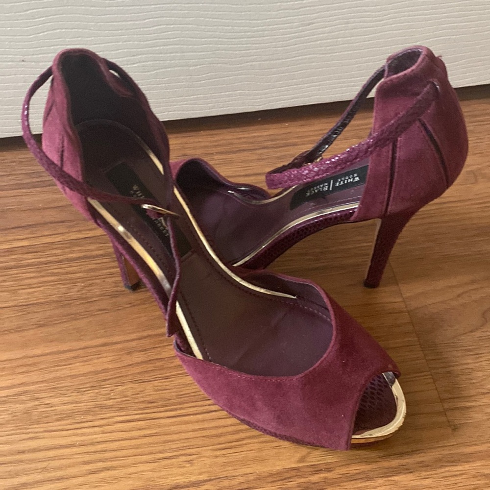 White House Black market suede maroon shoes